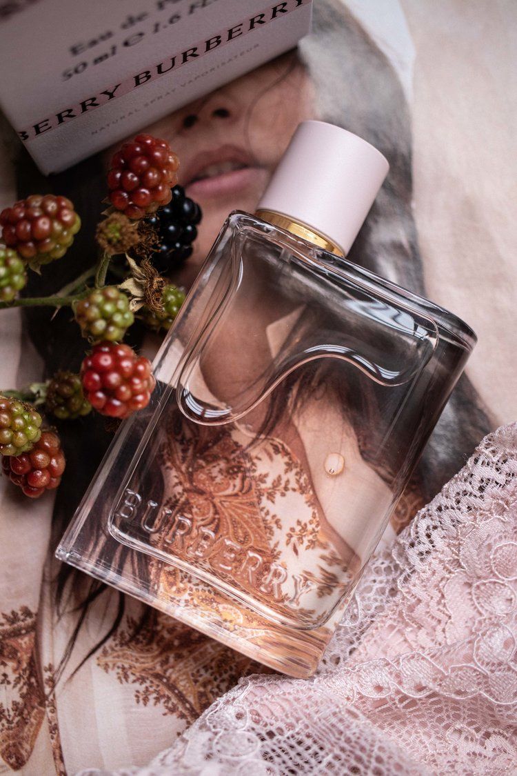 Burberry Her Eau de Parfum 100ml, elegant women's perfume