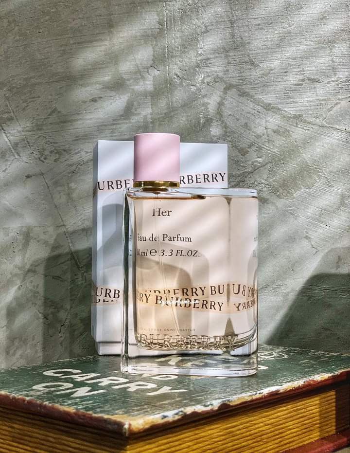 Burberry Her Eau de Parfum 100ml, women's fragrance with a sophisticated scent