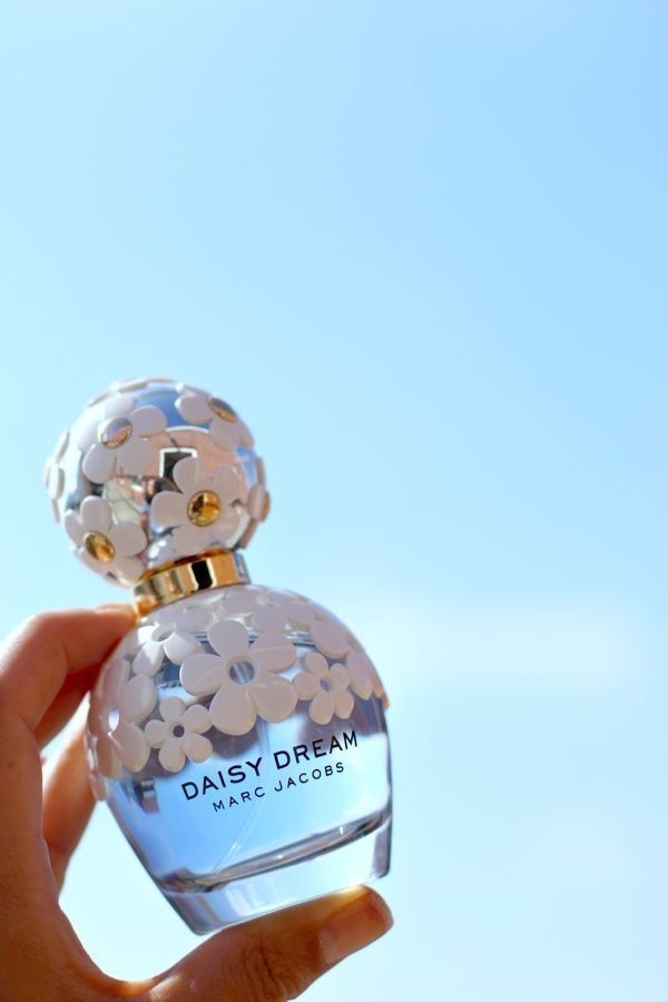 Marc Jacobs DAISY DREAM Women's Eau de Toilette 100ml product design